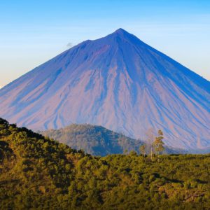 gunung-inerie